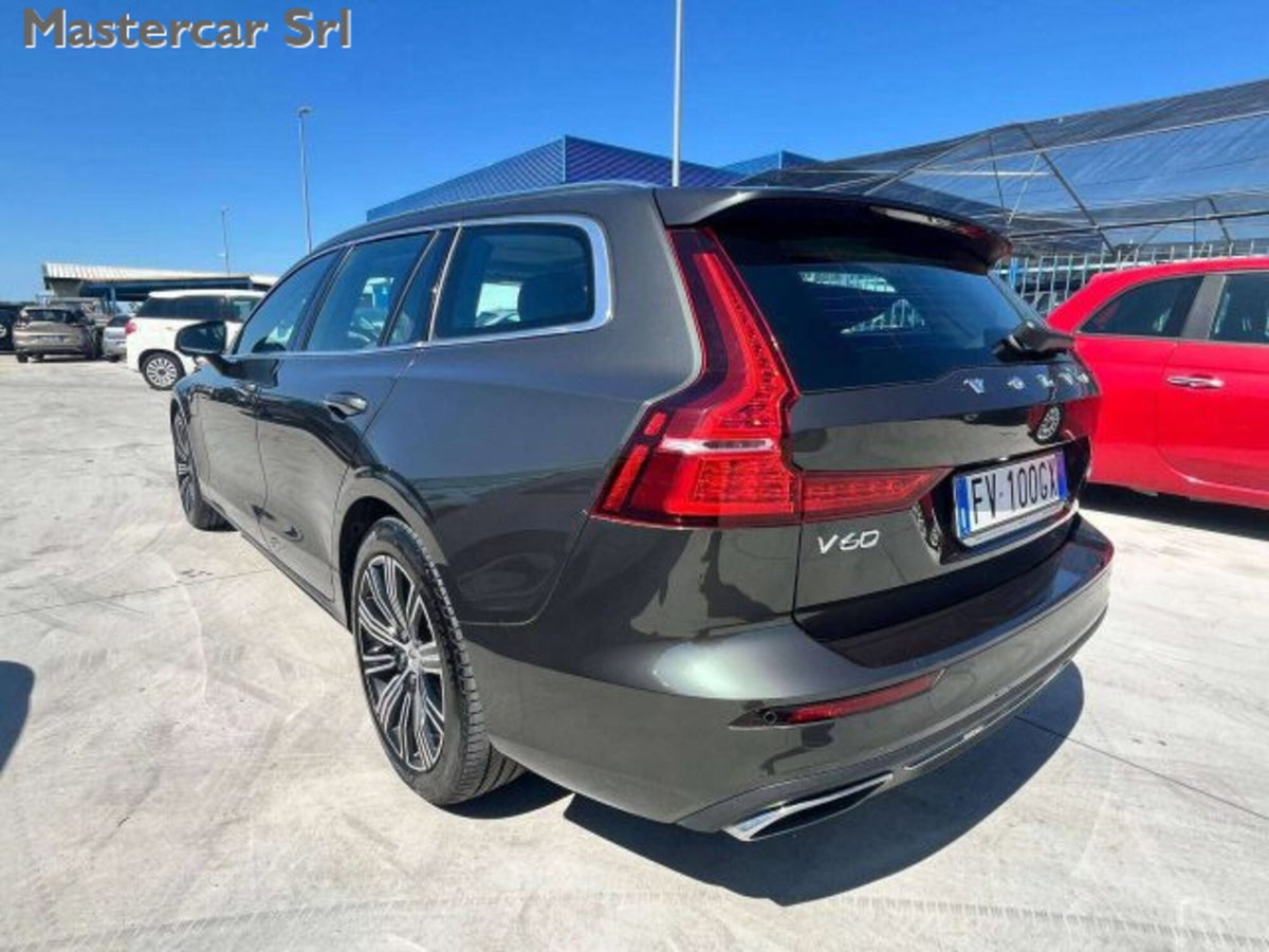Volvo V60 T8 Recharge AWD Plug-in Hybrid Inscription (4)