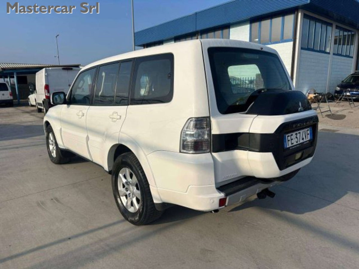 Mitsubishi Pajero 3.2 DI-D 16V aut. 5p. Instyle DPF (4)