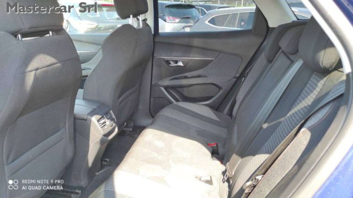 Peugeot 3008 BlueHDi 130 S&S Business (15)