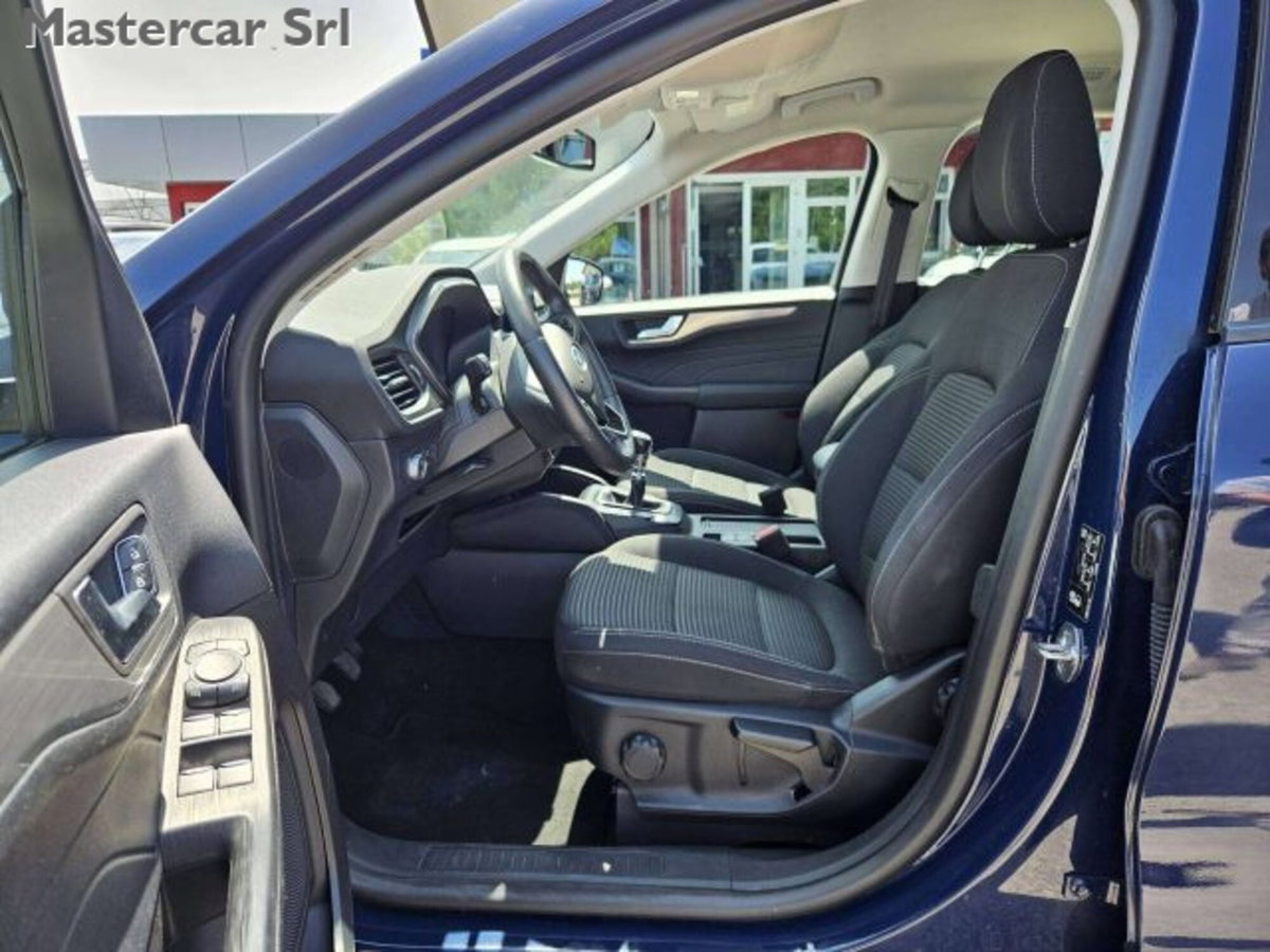 Ford Kuga 2.0 EcoBlue Hybrid 150 CV 2WD Titanium X (10)