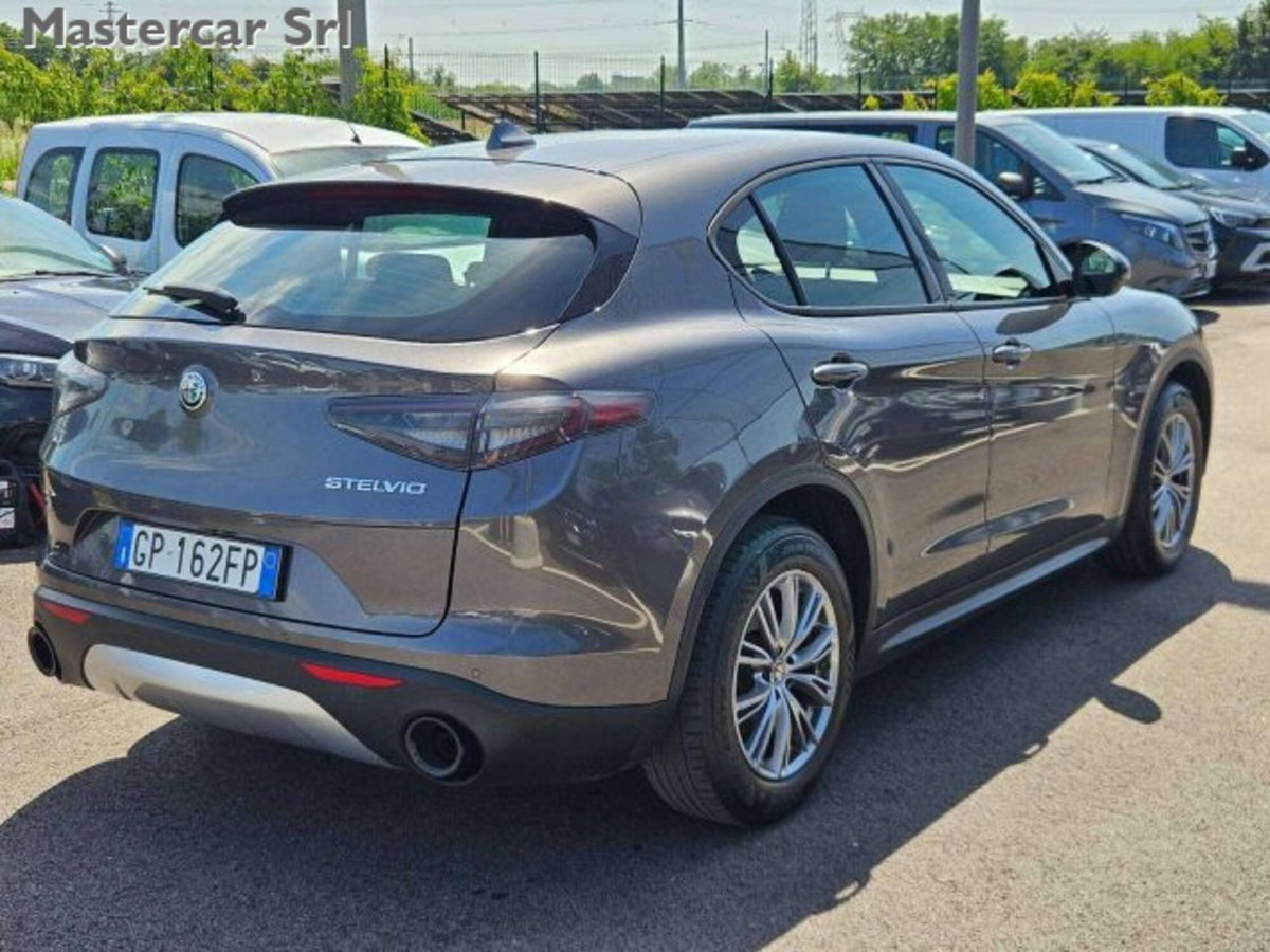 Alfa Romeo Stelvio 2.2 t Veloce Q4 210cv auto (6)