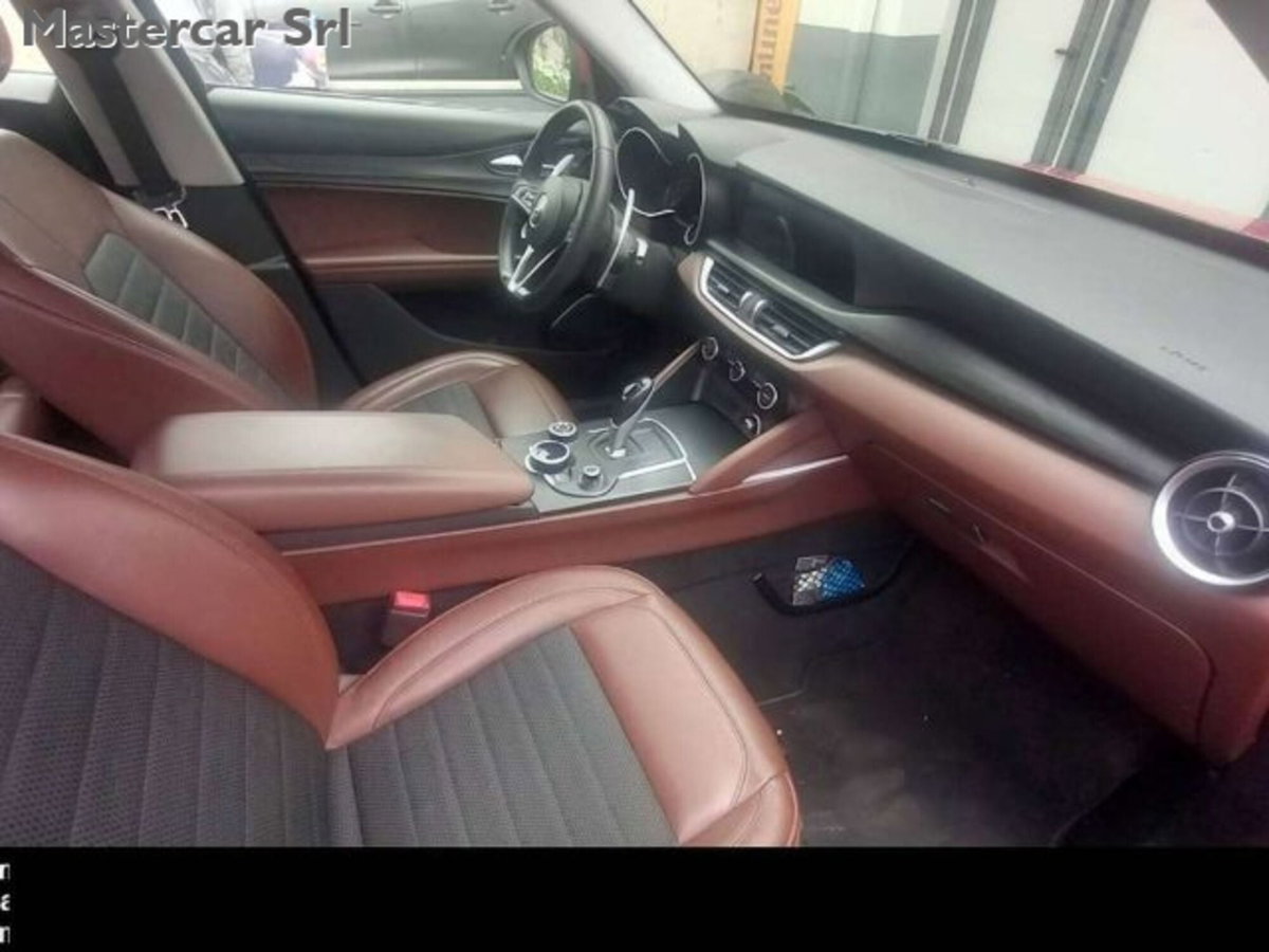 Alfa Romeo Stelvio 2.2 t Veloce Q4 210cv auto (6)