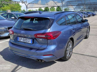 Ford Focus Station Wagon 1.0 EcoBoost 125 CV automatico SW ST-Line (6)