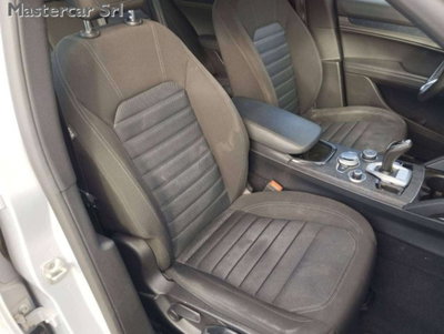 Alfa Romeo Stelvio Stelvio 2.2 Turbodiesel 210 CV AT8 Q4 Super (8)