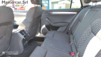 Skoda Superb Station Wagon 2.0 TDI EVO 200 CV SCR DSG Wagon 4x4 Executive (11)