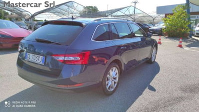 Skoda Superb Station Wagon 2.0 TDI EVO 200 CV SCR DSG Wagon 4x4 Executive (6)