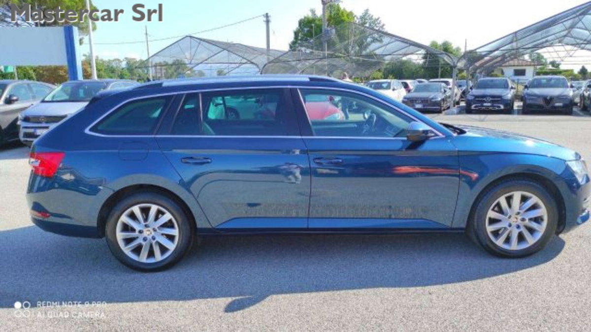 Skoda Superb Station Wagon 2.0 TDI EVO 200 CV SCR DSG Wagon 4x4 Executive (7)