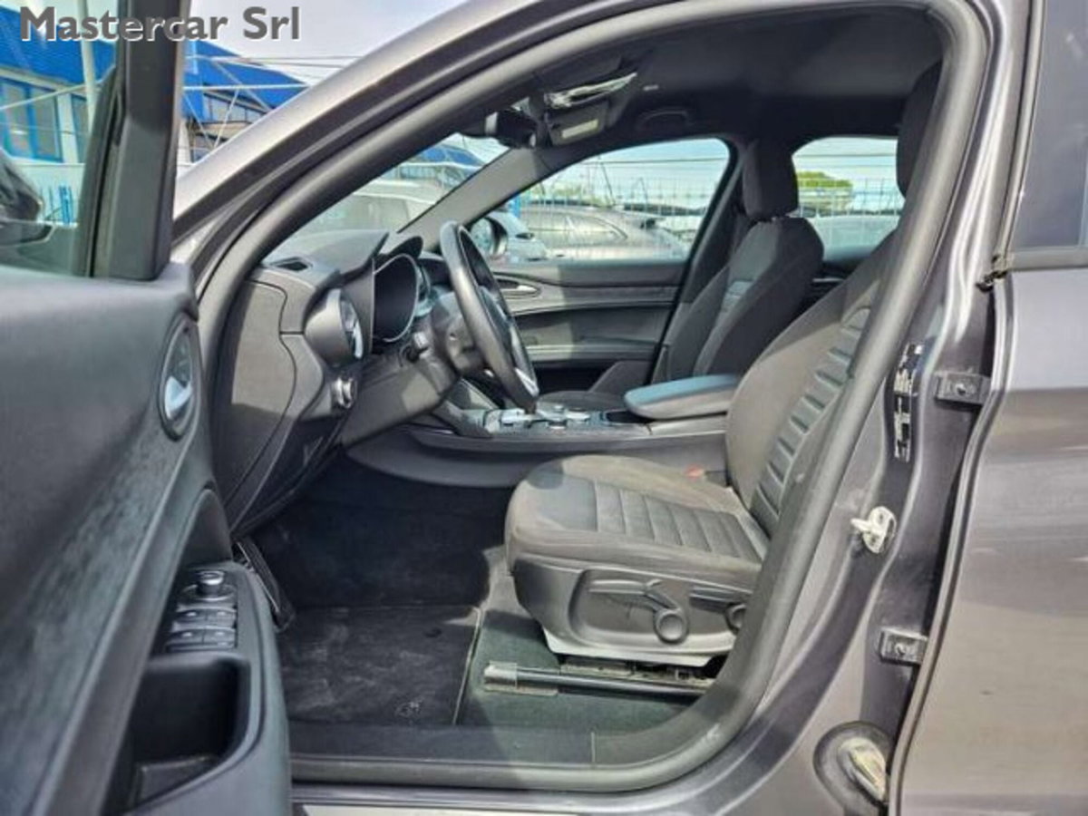 Alfa Romeo Stelvio 2.2 t Veloce Q4 210cv auto (10)