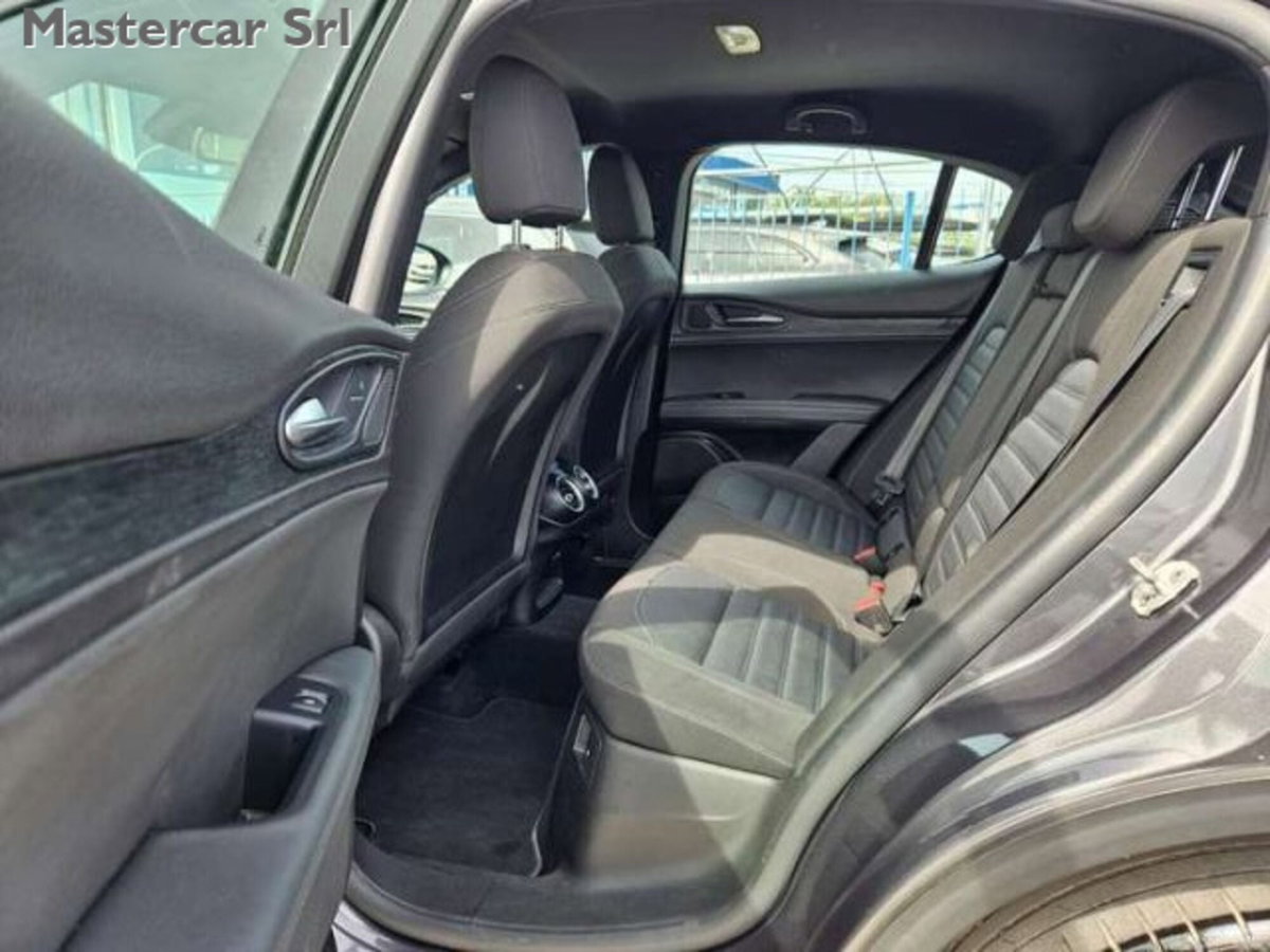 Alfa Romeo Stelvio 2.2 t Veloce Q4 210cv auto (12)