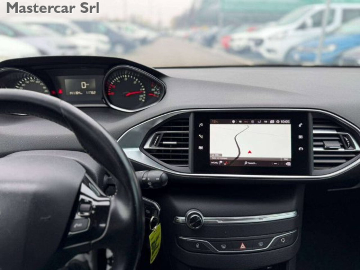 Peugeot 308 SW BlueHDi 100 S&S Business (13)