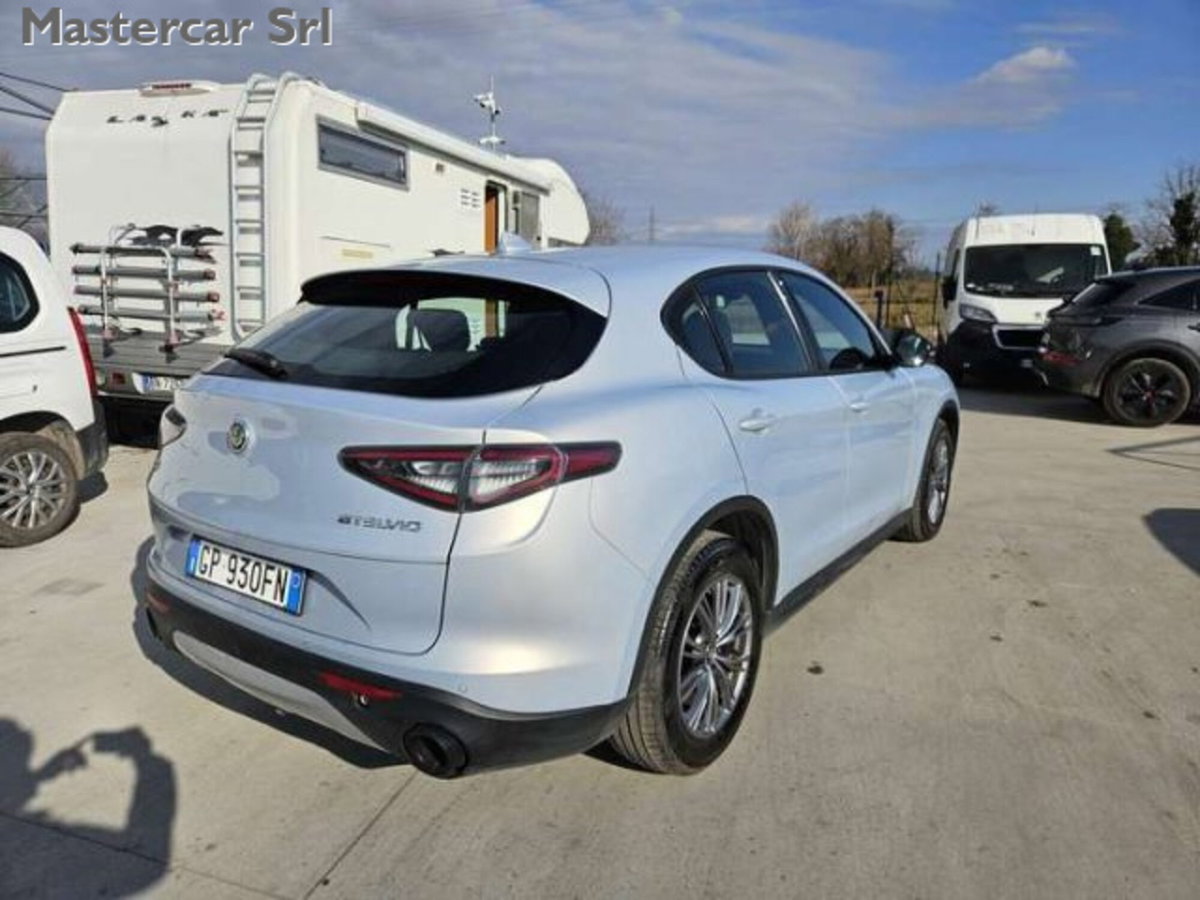 Alfa Romeo Stelvio Stelvio 2.2 Turbodiesel 210 CV AT8 Q4 Super (6)