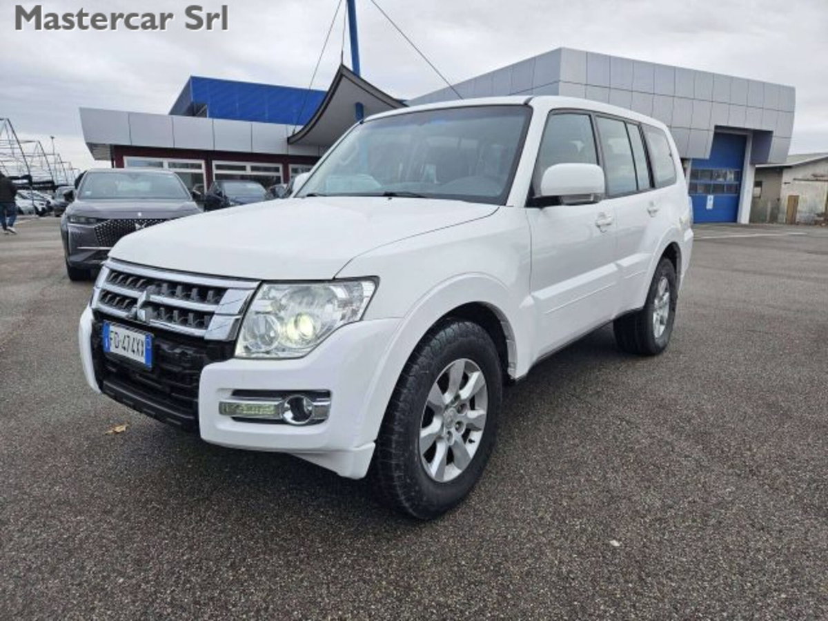 Mitsubishi Pajero 3.2 DI-D 16V aut. 5p. Instyle DPF (2)