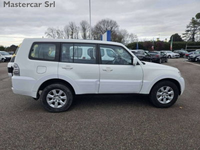 Mitsubishi Pajero 3.2 DI-D 16V aut. 5p. Instyle DPF (7)