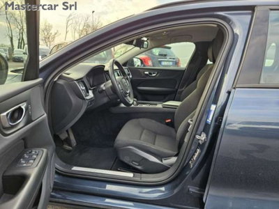 Volvo V60 2.0 b4 Core auto (10)