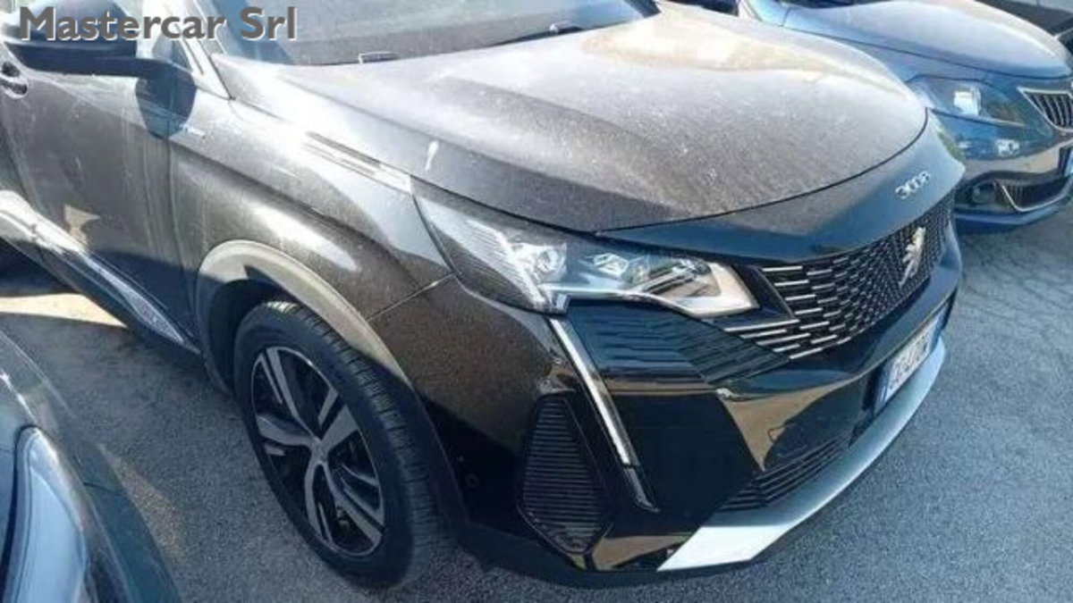 Peugeot 3008 Hybrid 225 e-EAT8 GT Pack (5)