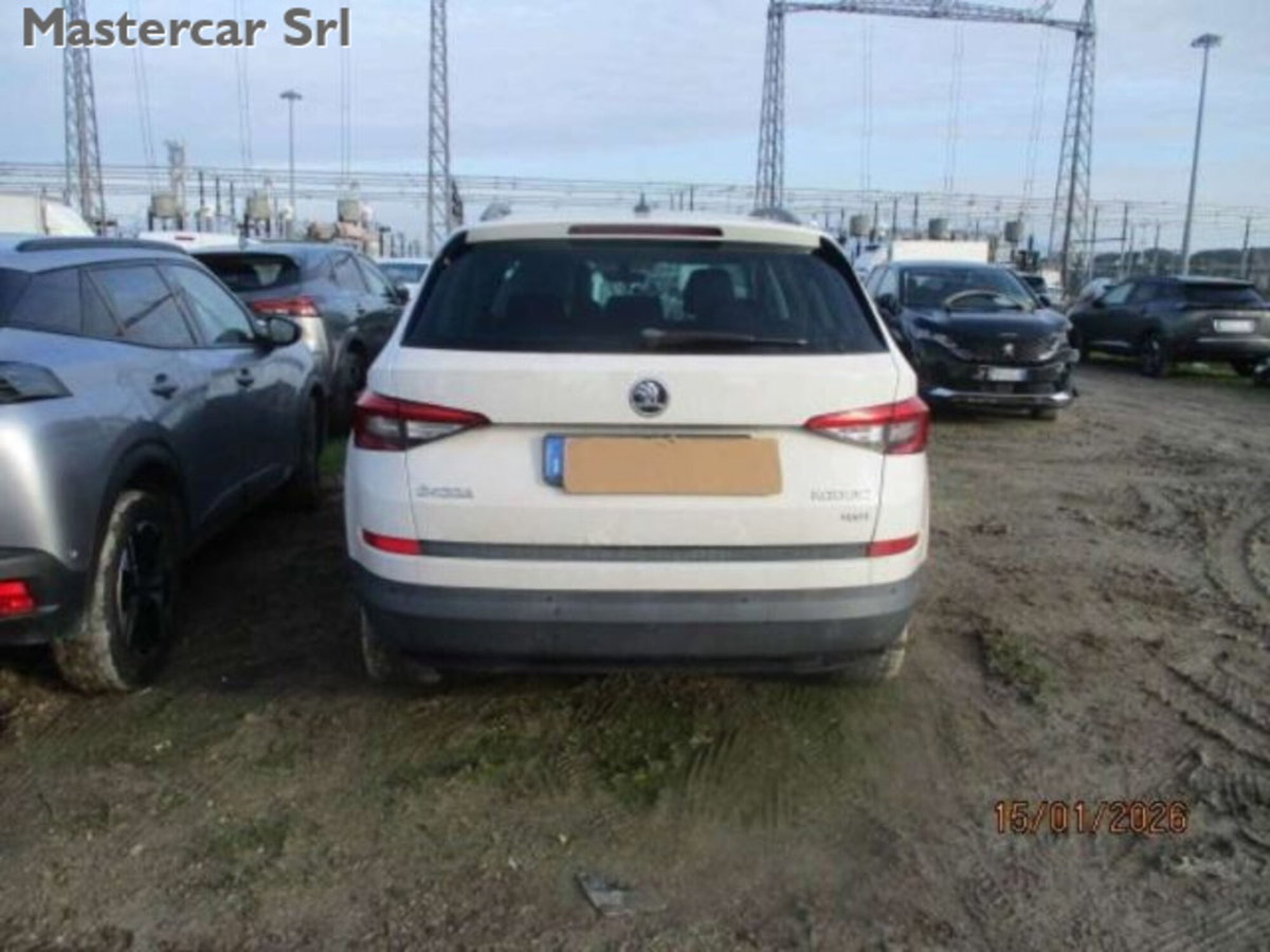 Skoda Kodiaq 2.0 TDI EVO SCR 4x4 DSG 7 posti Sportline (3)