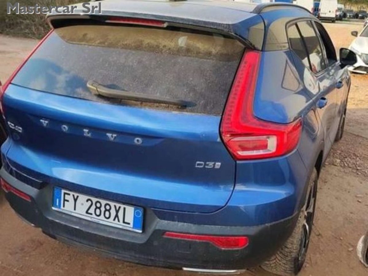 Volvo XC40 D3 Geartronic R-design (5)