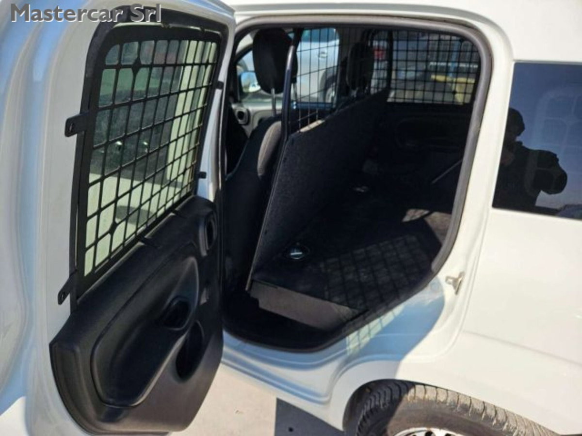 Fiat Panda 1.2 Pop Van 2 posti (12)