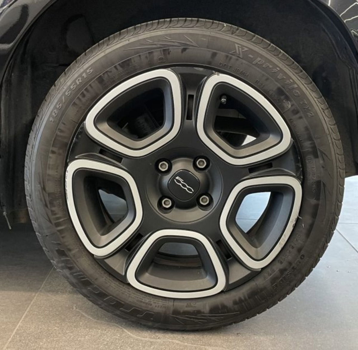 Fiat 500 1.0 Hybrid Club (11)