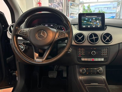 Mercedes-Benz Classe B 200 d Executive (13)