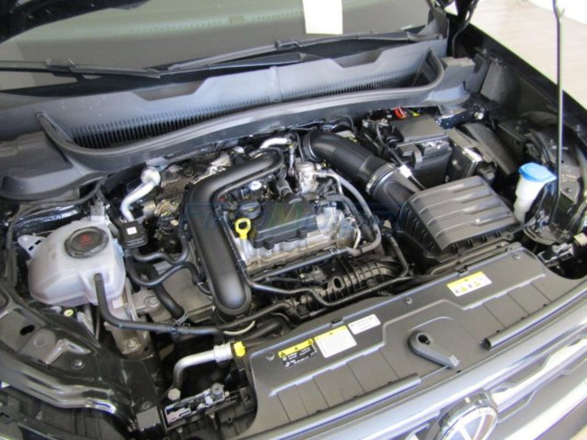 Volkswagen T-Cross 1.0 tsi Life 115cv (15)