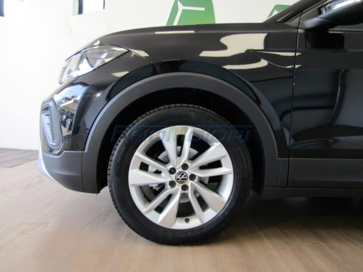 Volkswagen T-Cross 1.0 tsi Life 115cv (4)