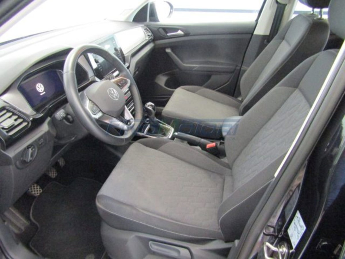 Volkswagen T-Cross 1.0 tsi Life 115cv (8)