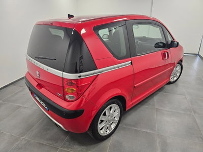 Peugeot 1007 1.4 Trendy (4)