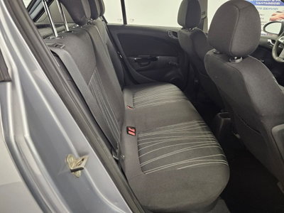 Opel Corsa 1.2 3 porte Club (12)