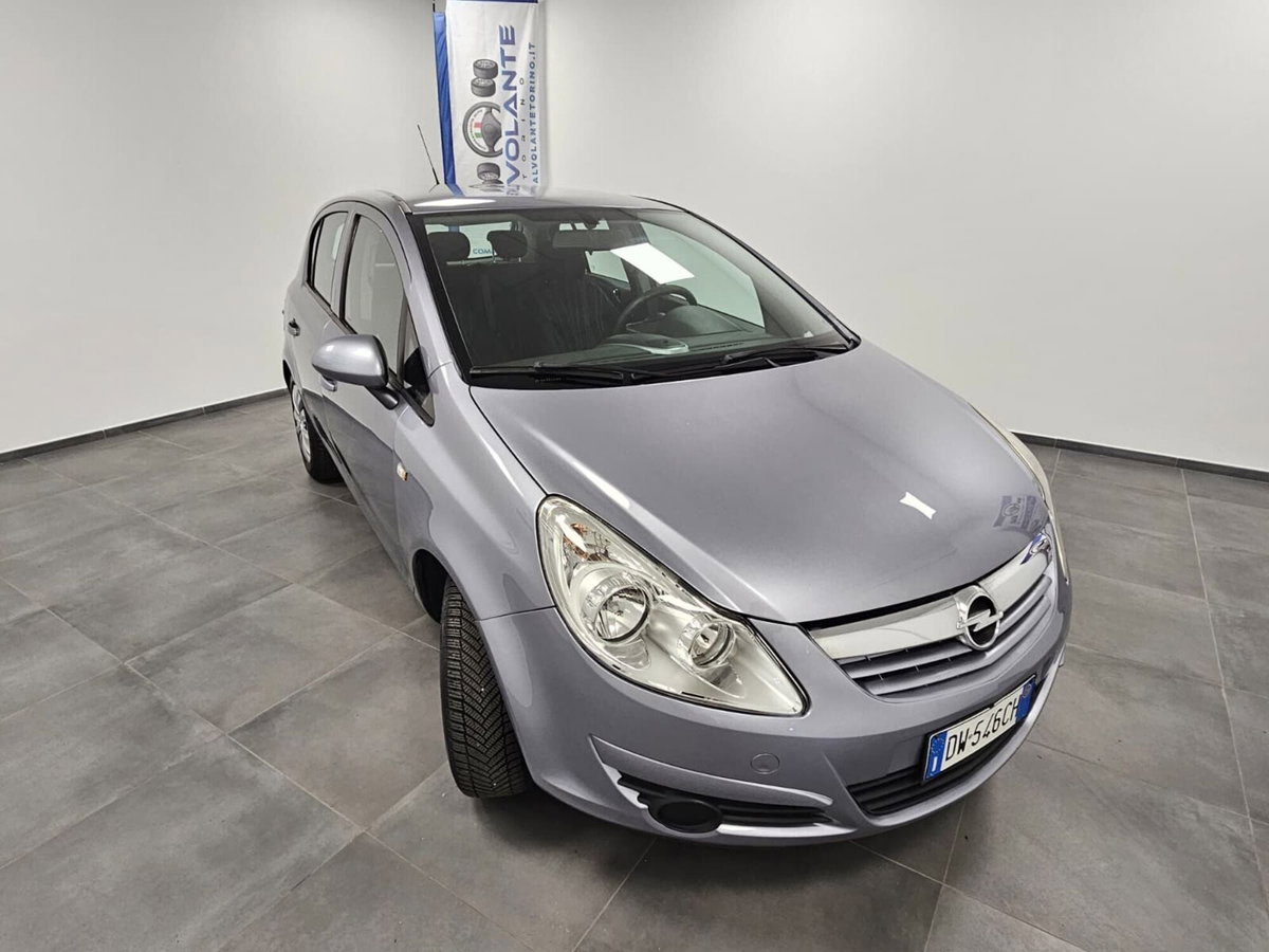 Opel Corsa 1.2 3 porte Club (3)