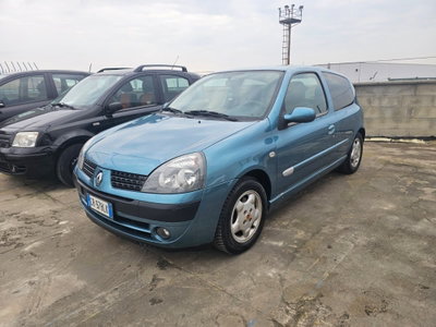 Renault Clio 1.2 cat 3 porte Confort Authentique usata