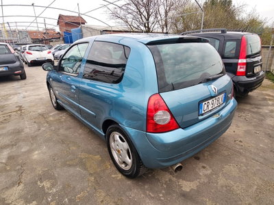 Renault Clio 1.2 cat 3 porte Confort Authentique (5)
