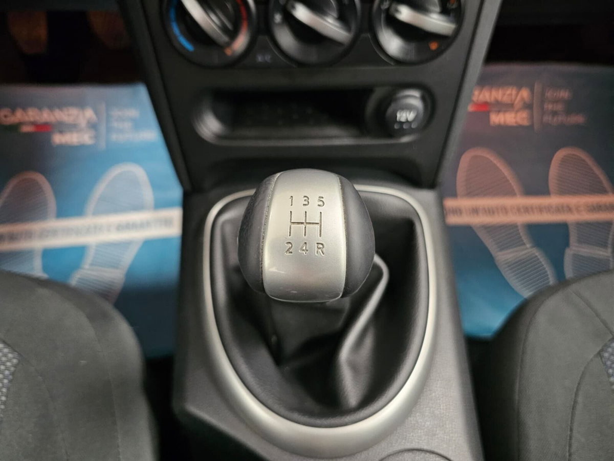 Nissan Qashqai 1.6 16V Visia (10)