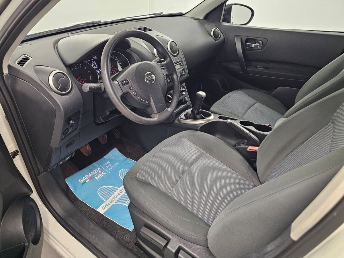 Nissan Qashqai 1.6 16V Visia (12)