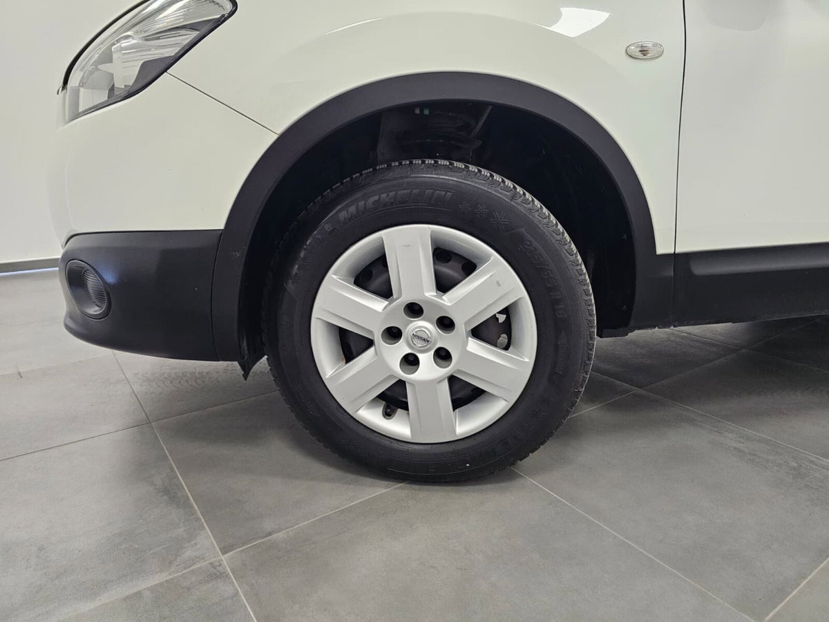 Nissan Qashqai 1.6 16V Visia (18)