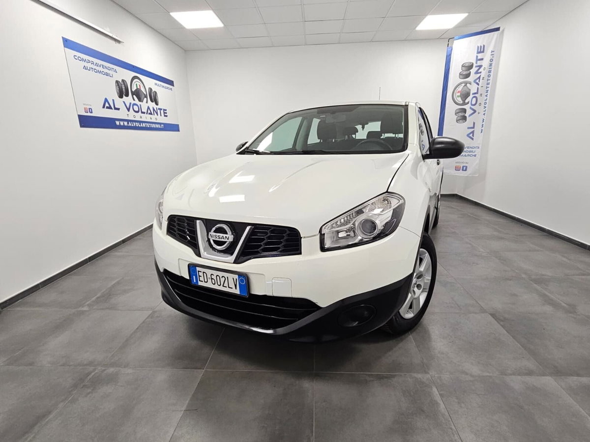 Nissan Qashqai 1.6 16V Visia (2)