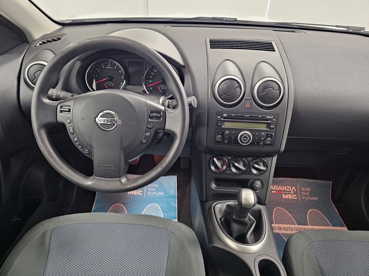 Nissan Qashqai 1.6 16V Visia (7)