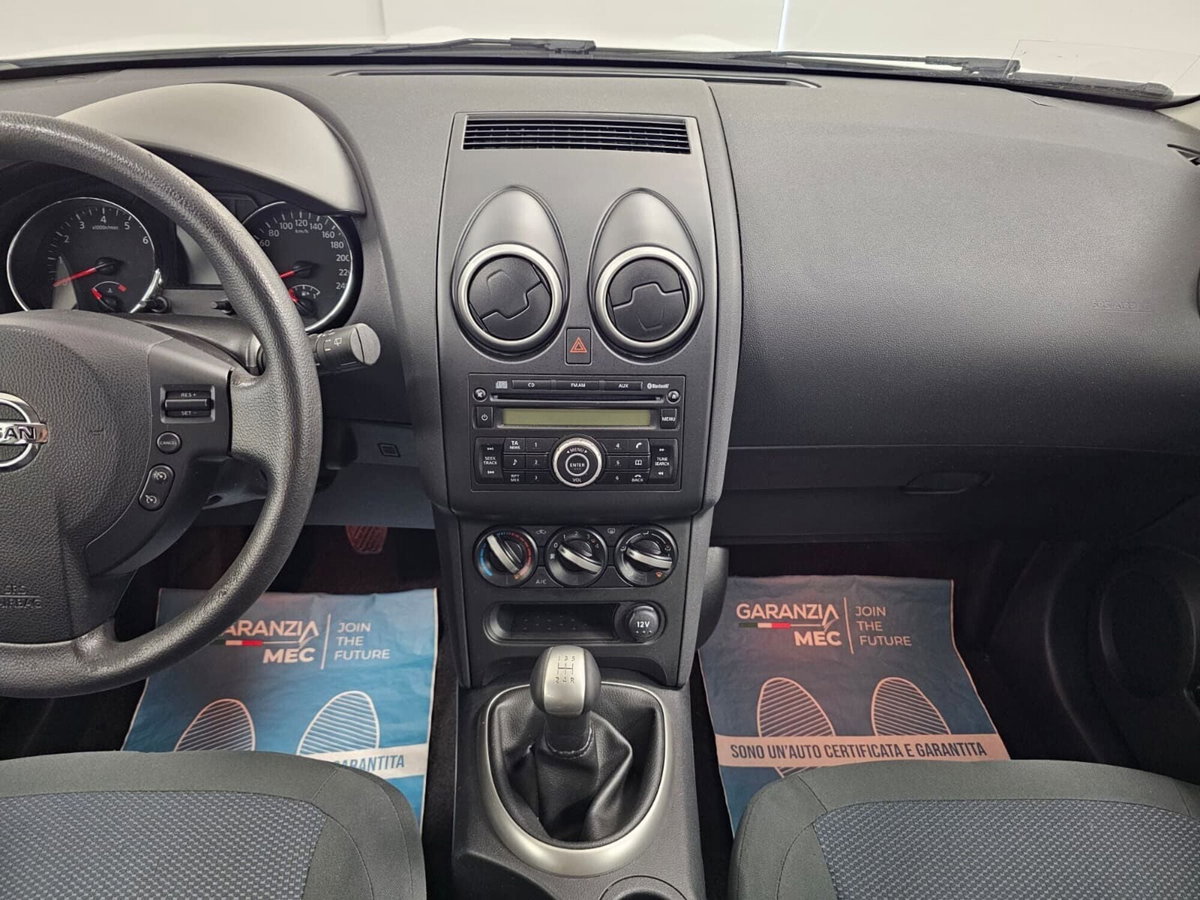 Nissan Qashqai 1.6 16V Visia (8)