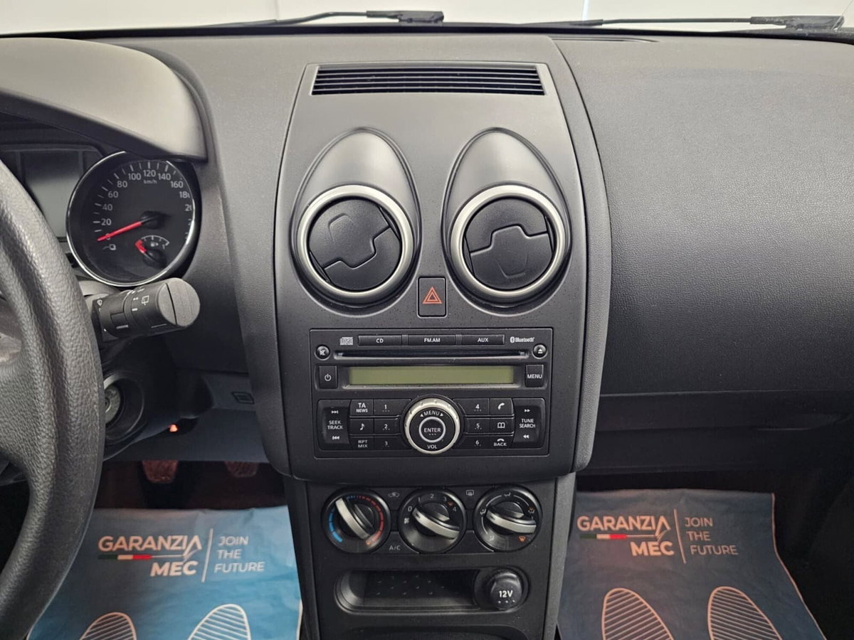 Nissan Qashqai 1.6 16V Visia (9)