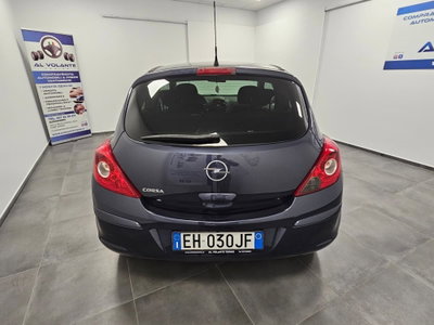 Opel Corsa 1.2 3 porte Edition (18)