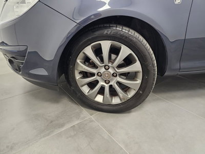 Opel Corsa 1.2 3 porte Edition (19)