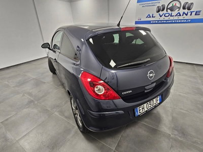 Opel Corsa 1.2 3 porte Edition (5)