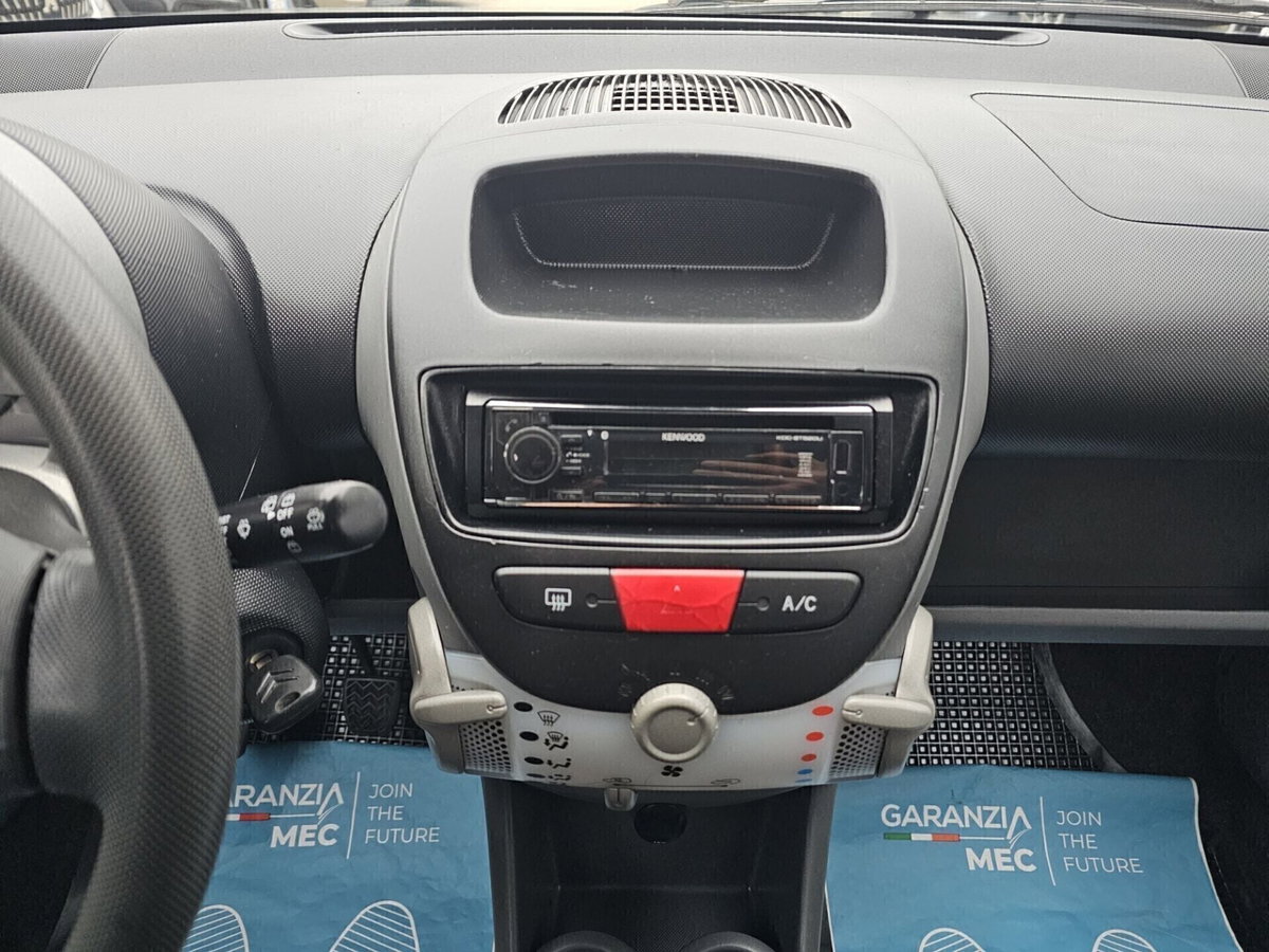 Citroen C1 1.0 5 porte airdream Pulp Techno (10)