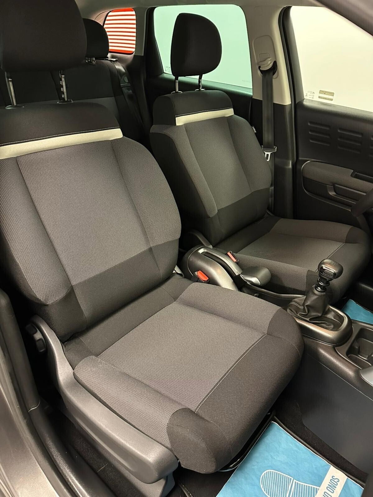 Citroen C3 Aircross PureTech 110 S&S Shine Pack (20)