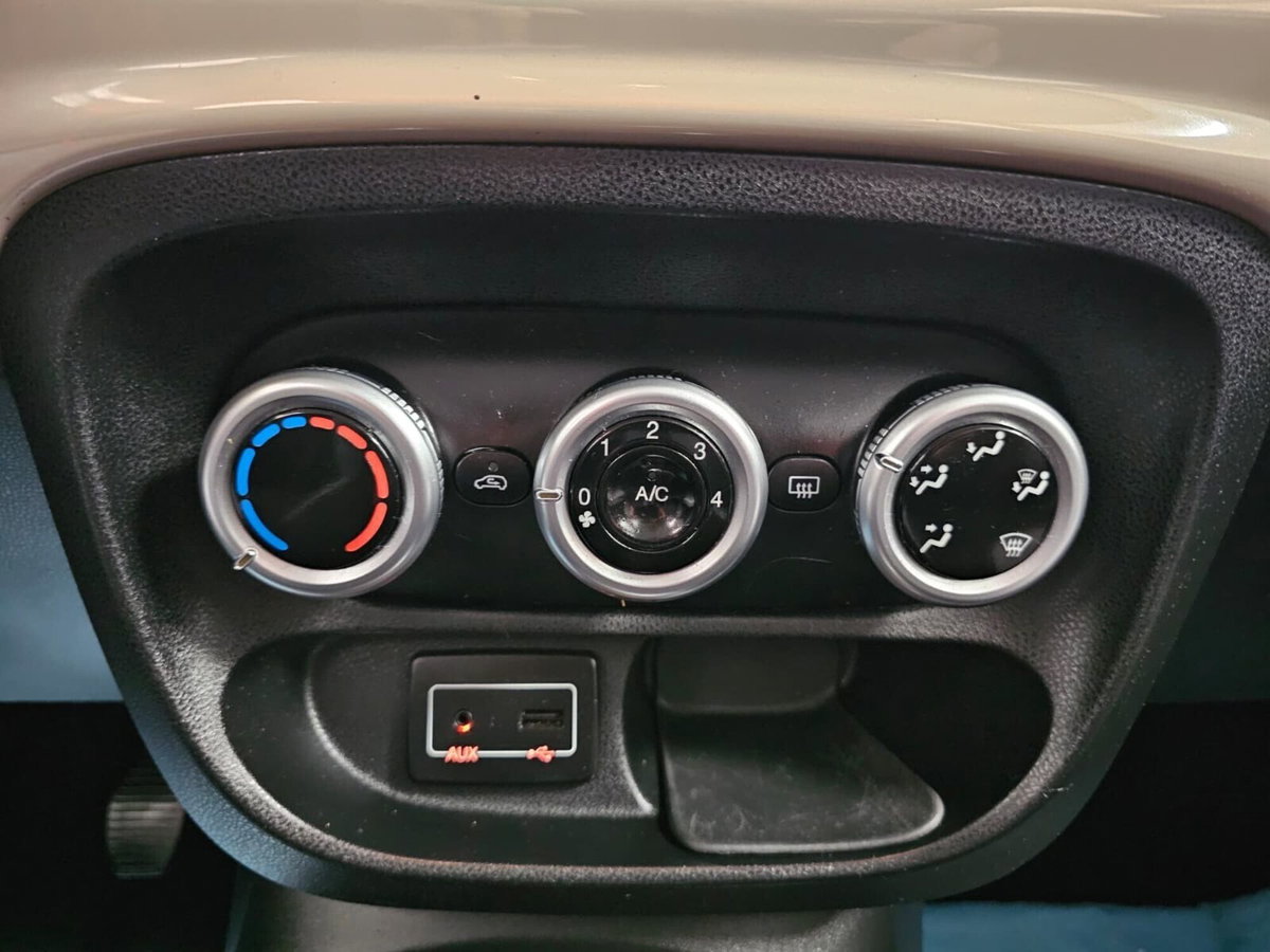 Fiat 500L 1.4 95 CV Pop Star (15)