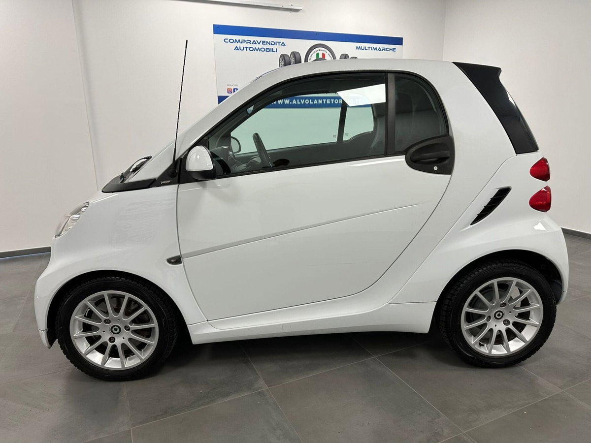 smart Fortwo 1000 52 kW MHD coupé passion (6)