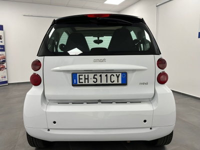 smart Fortwo 1000 52 kW MHD coupé passion (8)