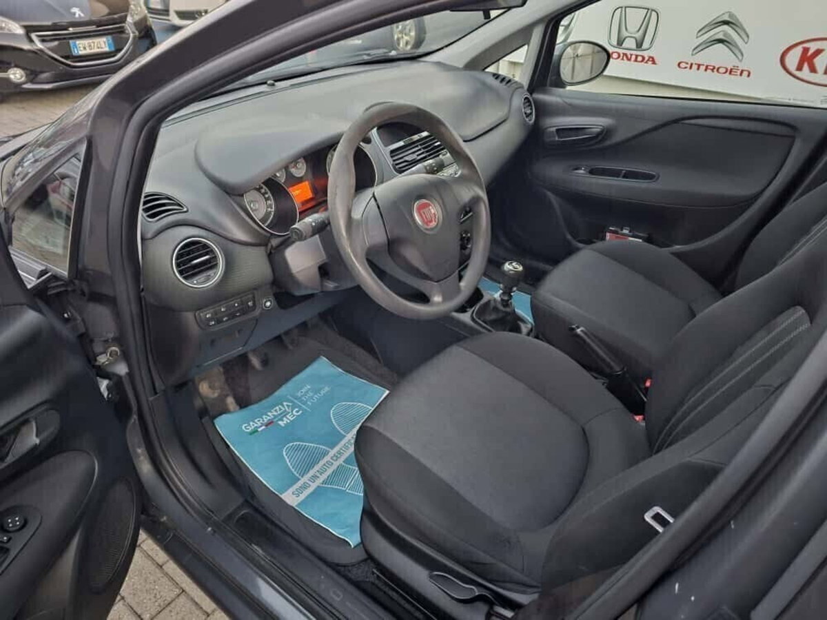 Fiat Punto 1.2 8V 5 porte Lounge (10)