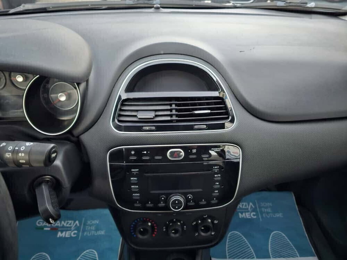 Fiat Punto 1.2 8V 5 porte Lounge (9)
