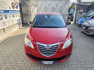 Lancia Ypsilon 1.2 69 CV 5 porte Silver (14)